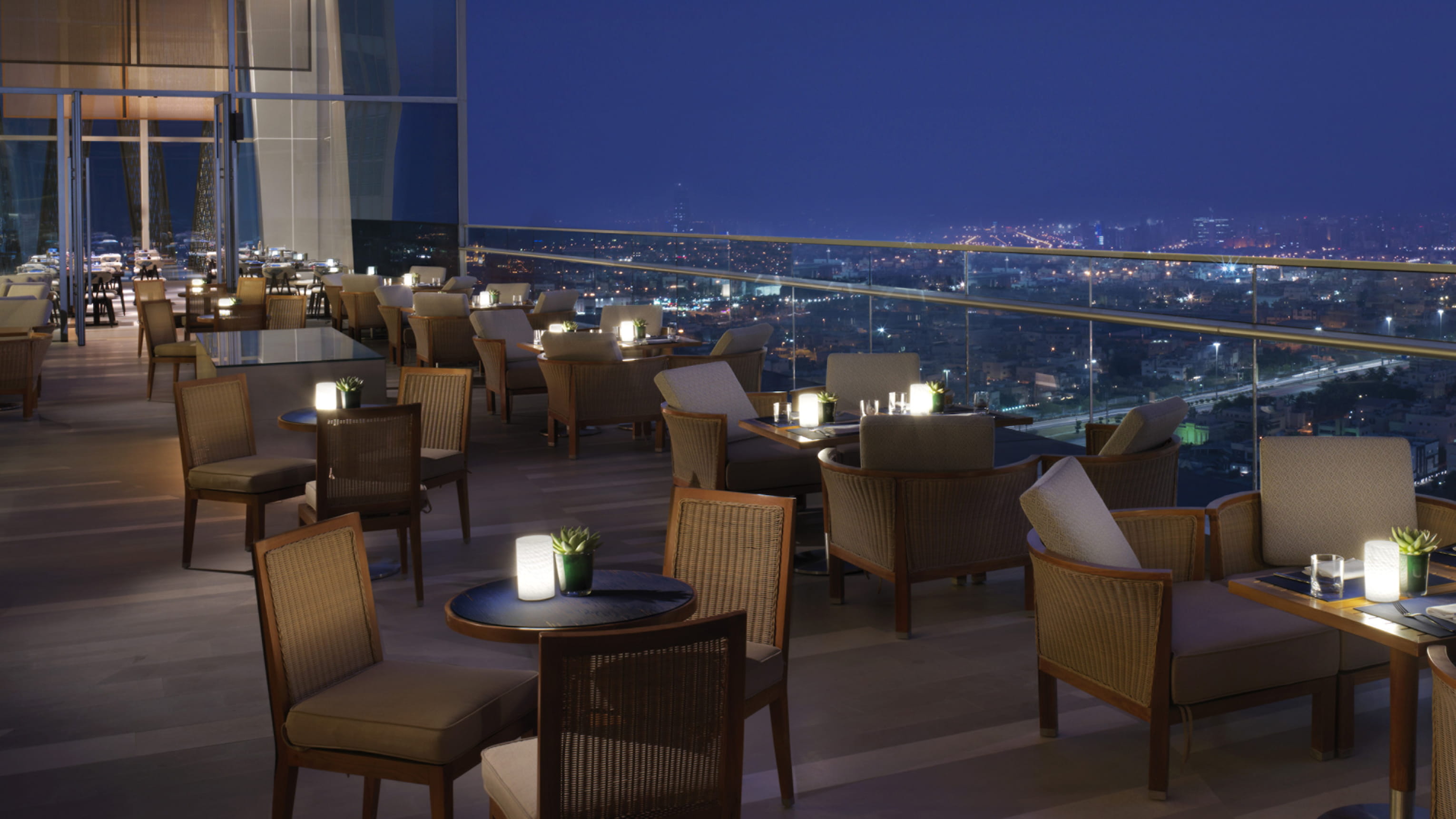 Four Seasons Hotel Kuwait at Burj Alshaya