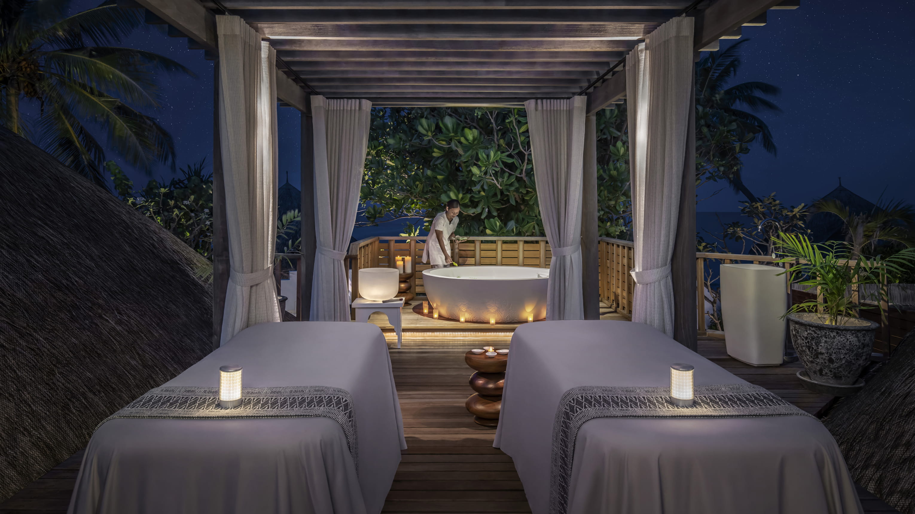 Four Seasons Resort Maldives at Kuda Huraa
