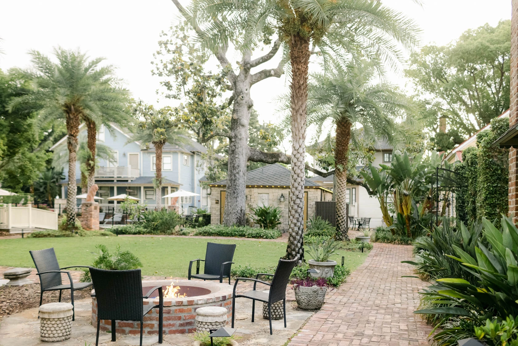 The Collector Luxury Inn & Gardens